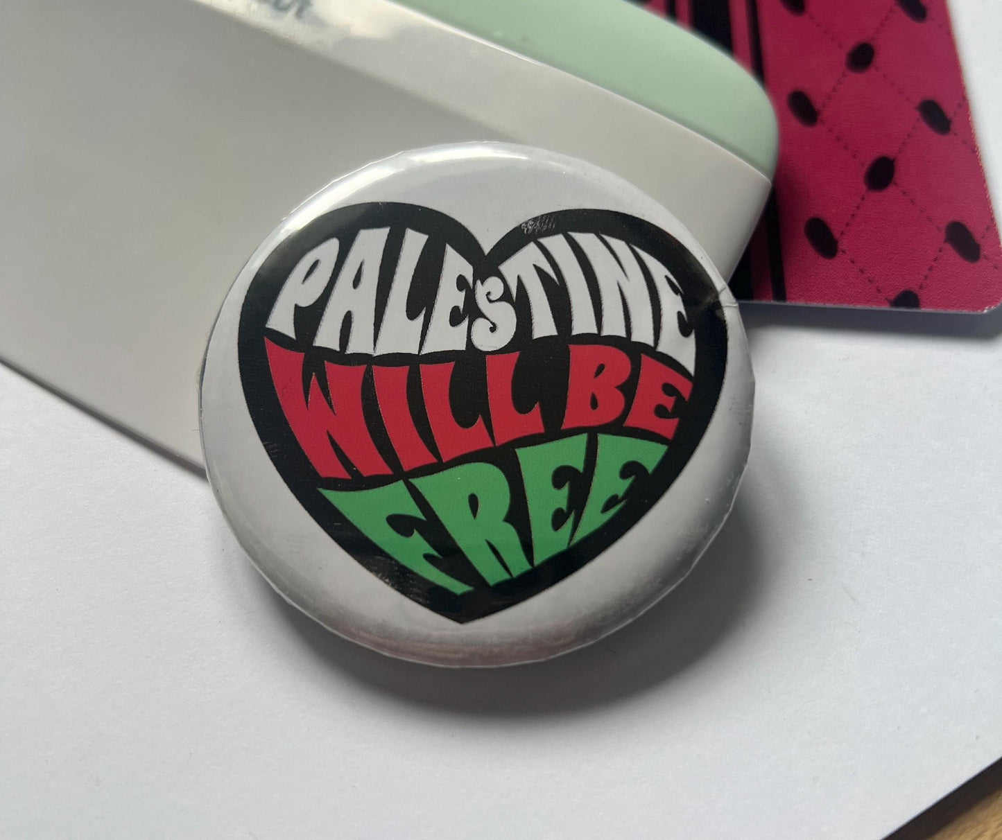 Palestine Flag Pin - % Proceeds Donated to Palestinian Charity - Show Your Solidarity and Support with these Pro Palestine Pins