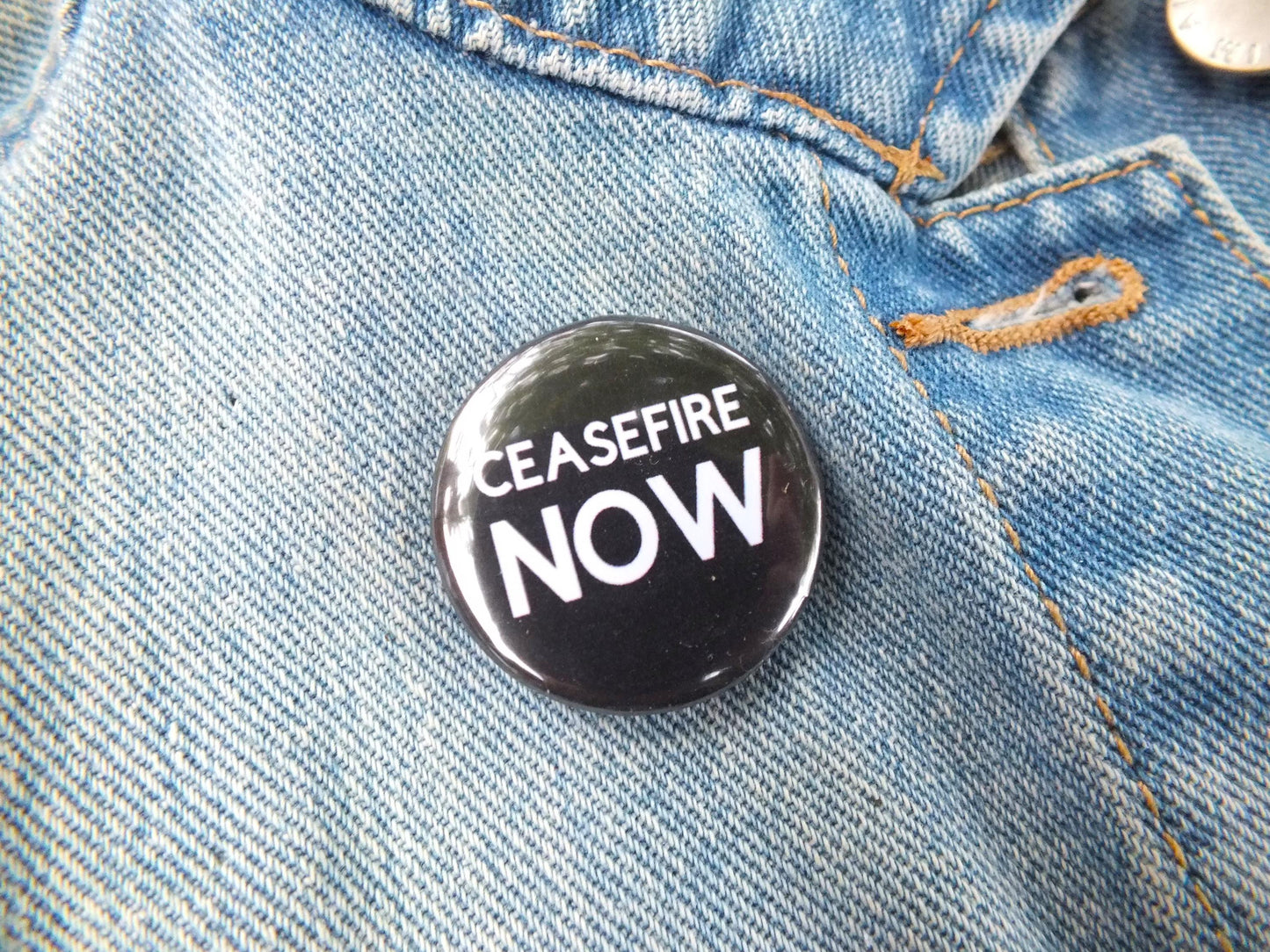 Free Palestine Heart Badge – Ceasefire Now Round Pin – Activist Gift or Statement Accessory - Pro Palestinian Button Badge for Gaza