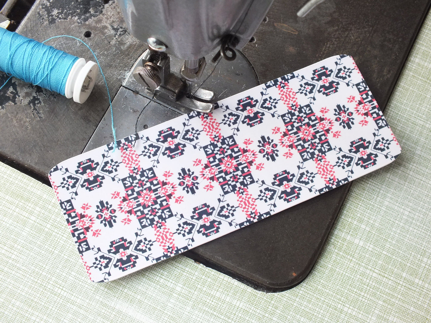 Pro Palestine Bookmarks with Tatreez Pattern - Keffiyeh & Flag Art – Handmade Gift for Palestine Supporters - Profits to Gaza Charities