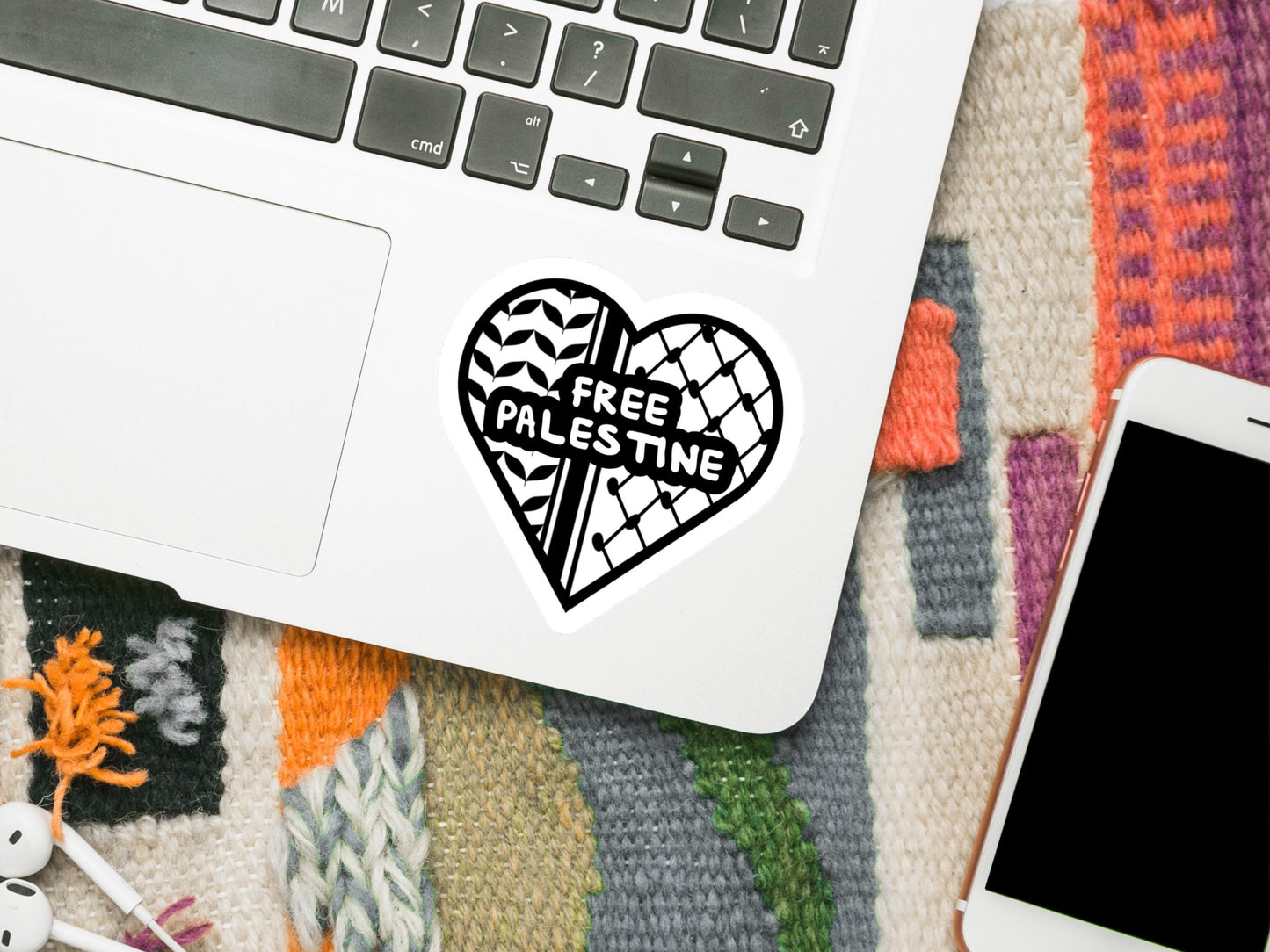 Pro Palestine Kuffiya Heart Vinyl Sticker – Waterproof Vinyl Decal or Splashproof Sticker - Perfect for Laptop, Water Bottle, Car Bumpers