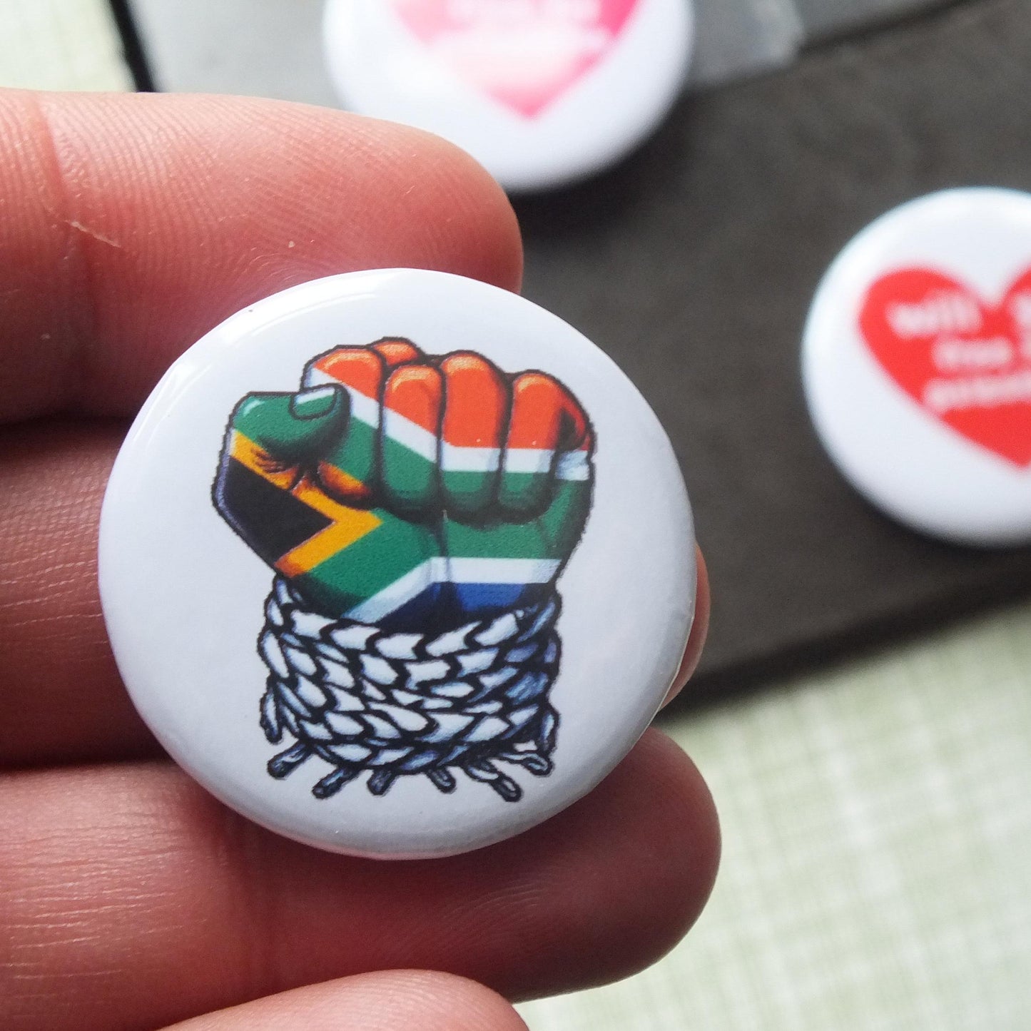 Palestine Support Badge – Keffiyeh & Heart Flag Pin – Great for Pro Palestinian Activist, Gifts - Protest Pride Accessory for Denim Jacket