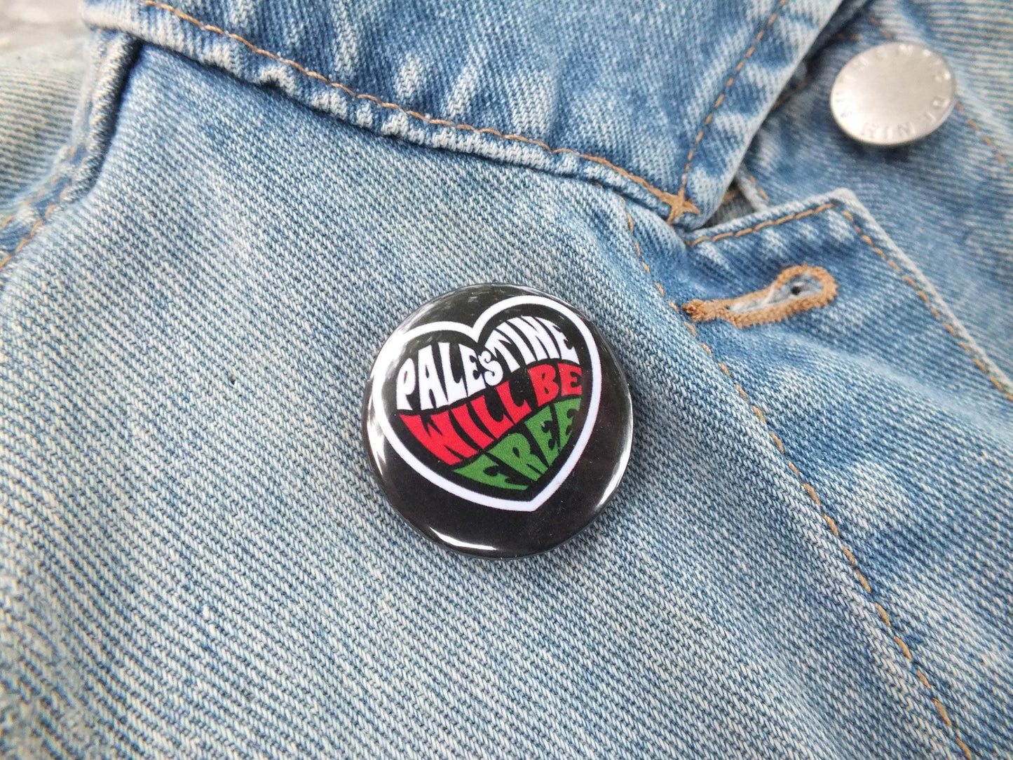 Free Palestine Heart Badge – Ceasefire Now Round Pin – Activist Gift or Statement Accessory - Pro Palestinian Button Badge for Gaza