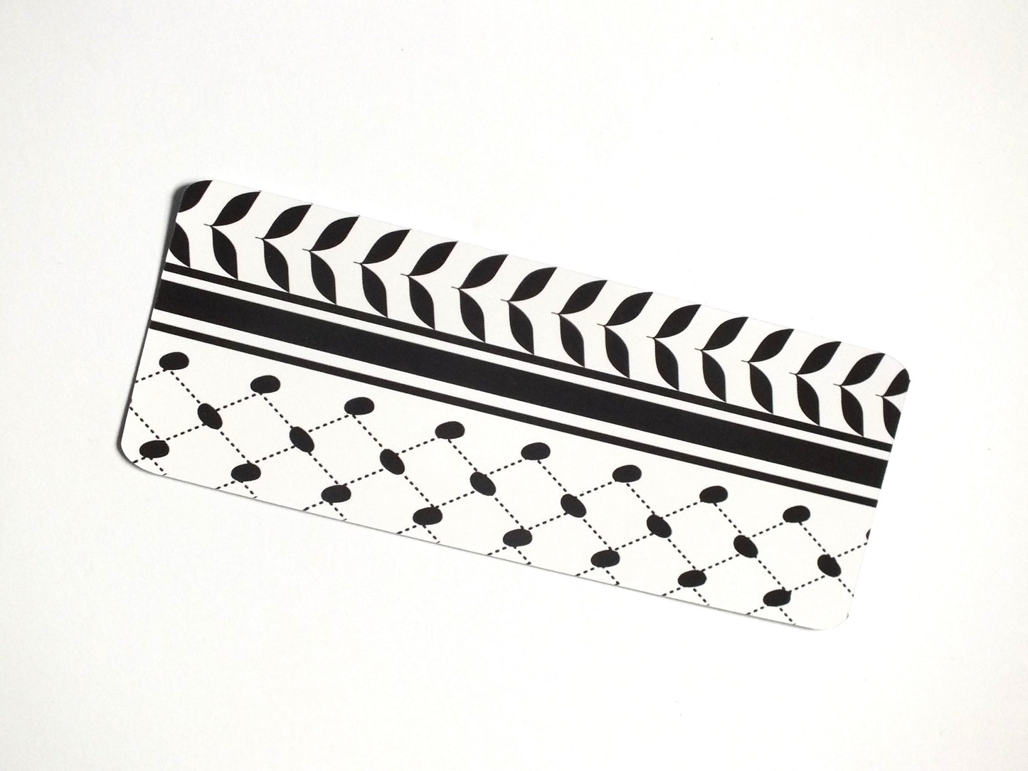 Palestine Keffiyeh Bookmarks - Beautiful & Unique - Proceeds Donated to Gaza Charity - Perfect Gift for Book Lovers - Support a Good Cause