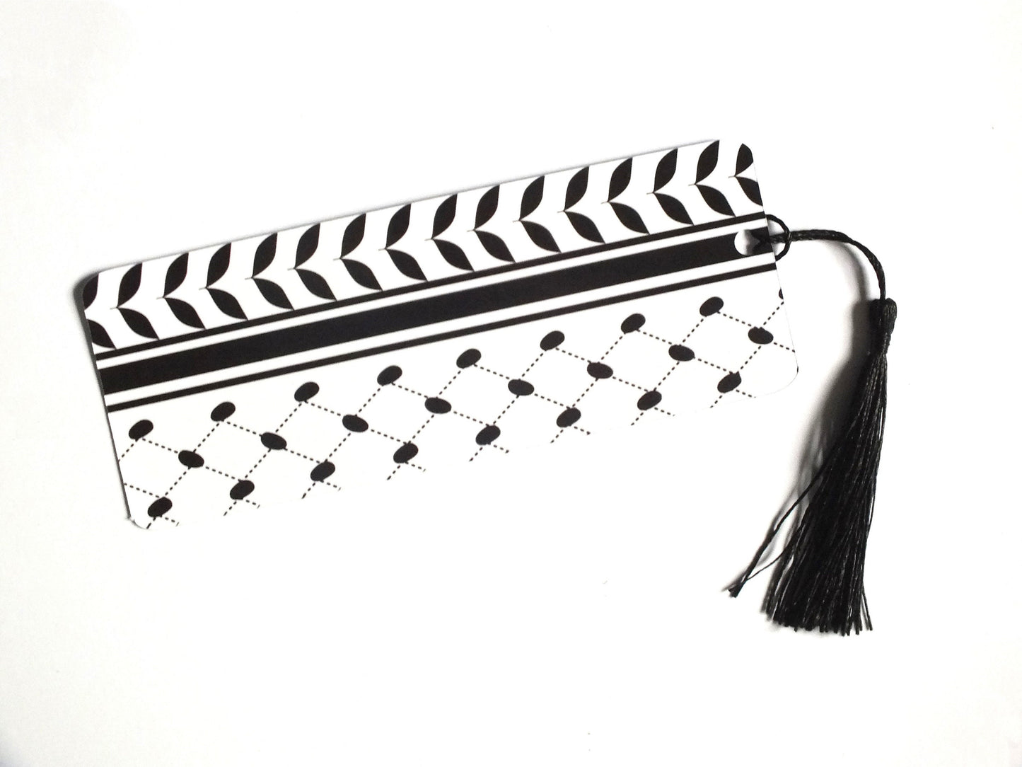 Palestine Keffiyeh Bookmarks - Beautiful & Unique - Proceeds Donated to Gaza Charity - Perfect Gift for Book Lovers - Support a Good Cause