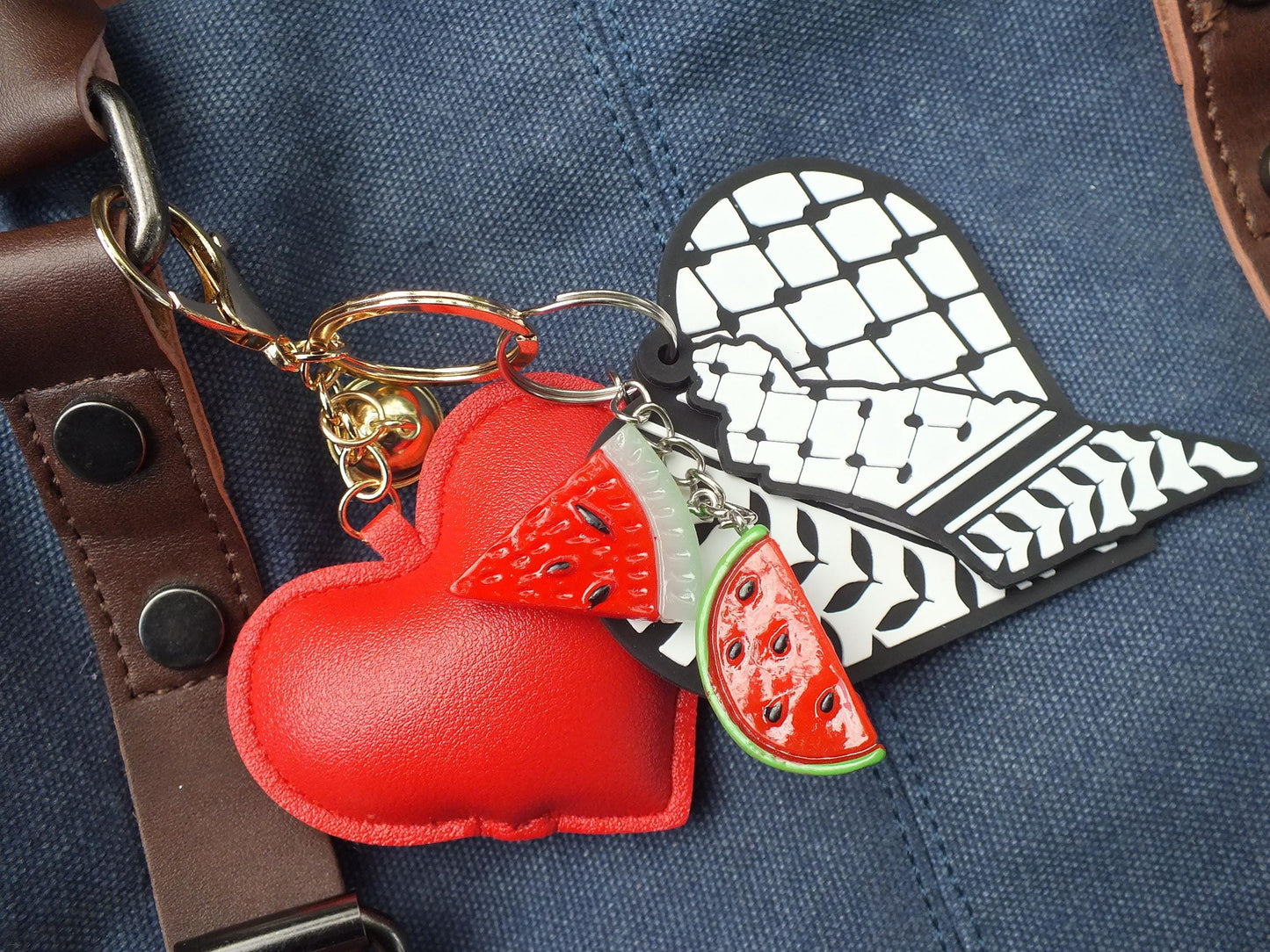 Soft Plushie Heart Keychain – Keffiyeh Pattern with Watermelon Charm – Pro Palestine Gift Idea - Red Heart Keyring for Activist Supporter
