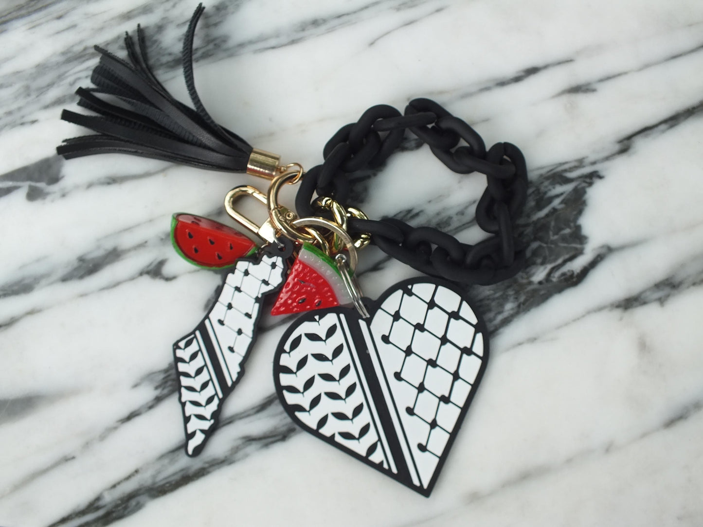 Free Palestine Keychain – Keffiyeh Heart with Watermelon Charm – Resistance Art Accessory - Cultural Activist Gift in Solidarity with Gaza