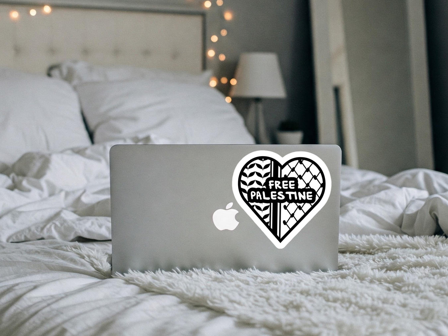 Pro Palestine Kuffiya Heart Vinyl Sticker – Waterproof Vinyl Decal or Splashproof Sticker - Perfect for Laptop, Water Bottle, Car Bumpers