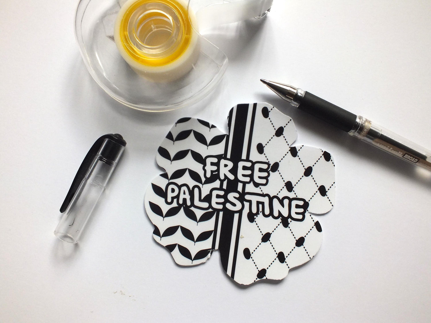 Palestine Keffiyeh Bumper Decal - Gaza Resistance Pattern for Laptop, Car Bumper, Journal – Waterproof Political Protest Art