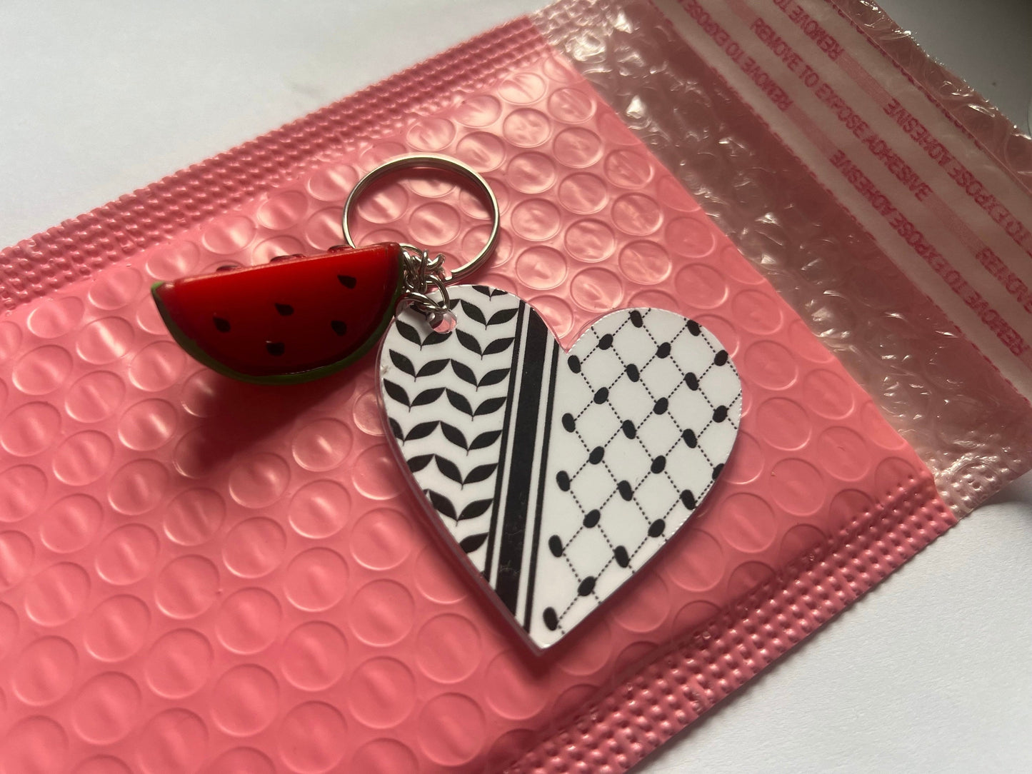 Palestine Watermelon Keychain Palestinian Symbol Love Heart Keffiyeh Symbol Keyring Pro Palestine Gifts That Support Palestine Activist