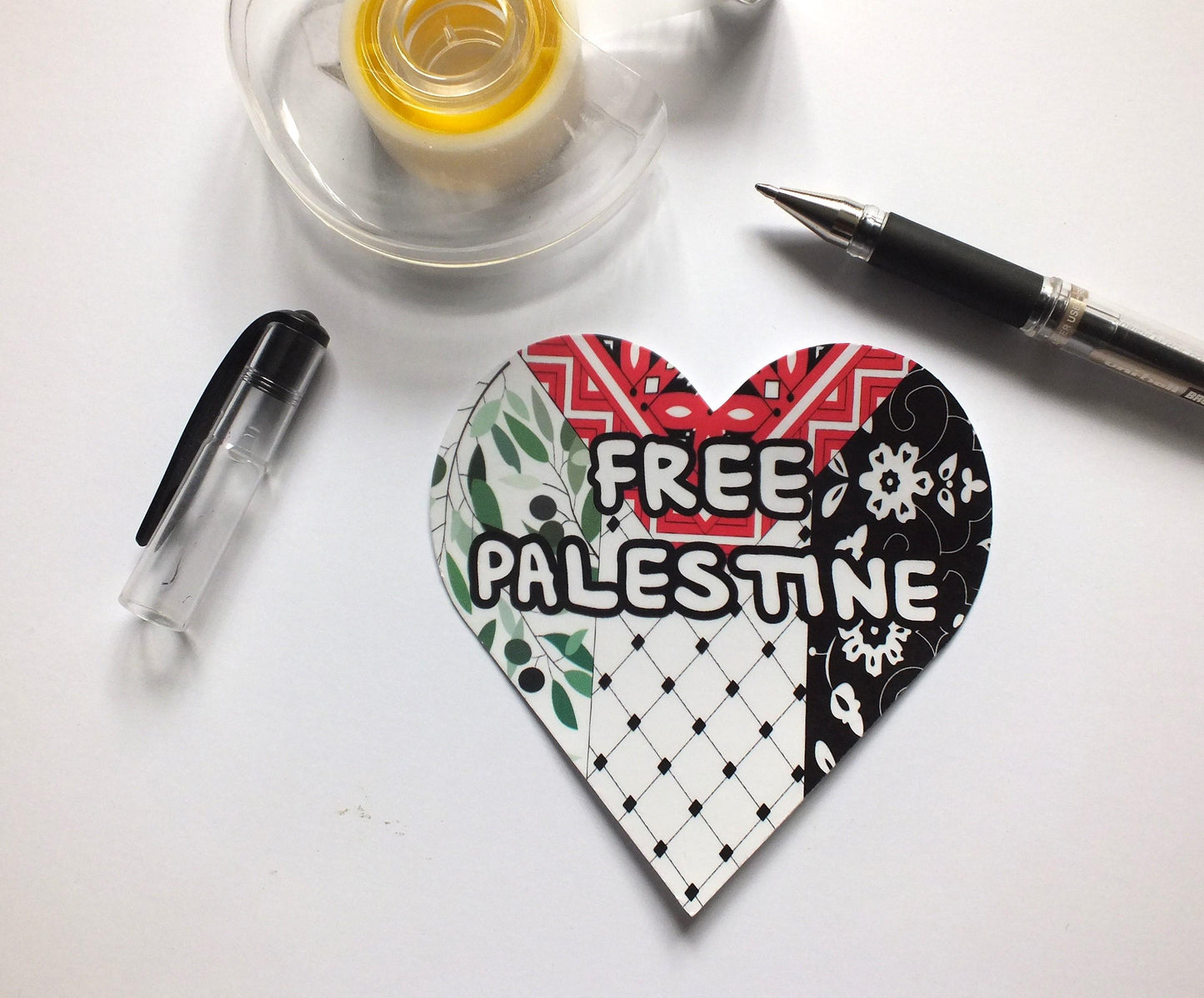 Political Activist Keffiyeh Sticker – Black & White Vinyl Decal for Journal, Water Bottle, iPad, Car Bumper – Palestine Solidarity Art