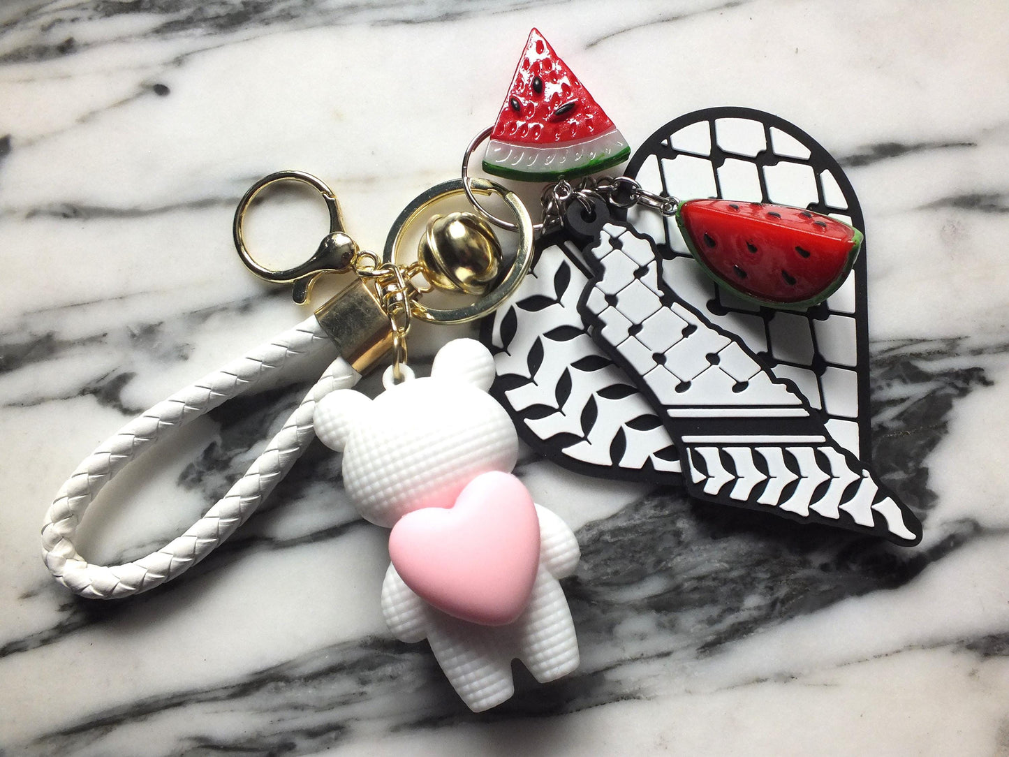 Palestinian Keyring with Love Heart Teddy Bear - Keffiyeh Pattern + Watermelon Enamel Charm – Gift for Supporter and Activists