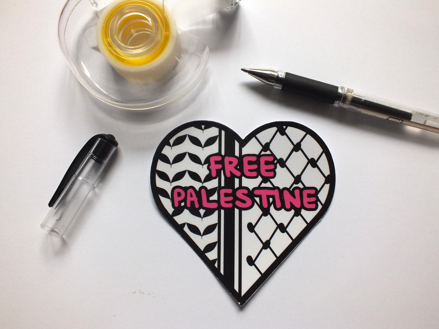 Free Palestine Love Heart Vinyl Decal - Black & White Glossy Vinyl Decal for Journal, Water Bottle, Phone – Gaza Solidarity Sticker