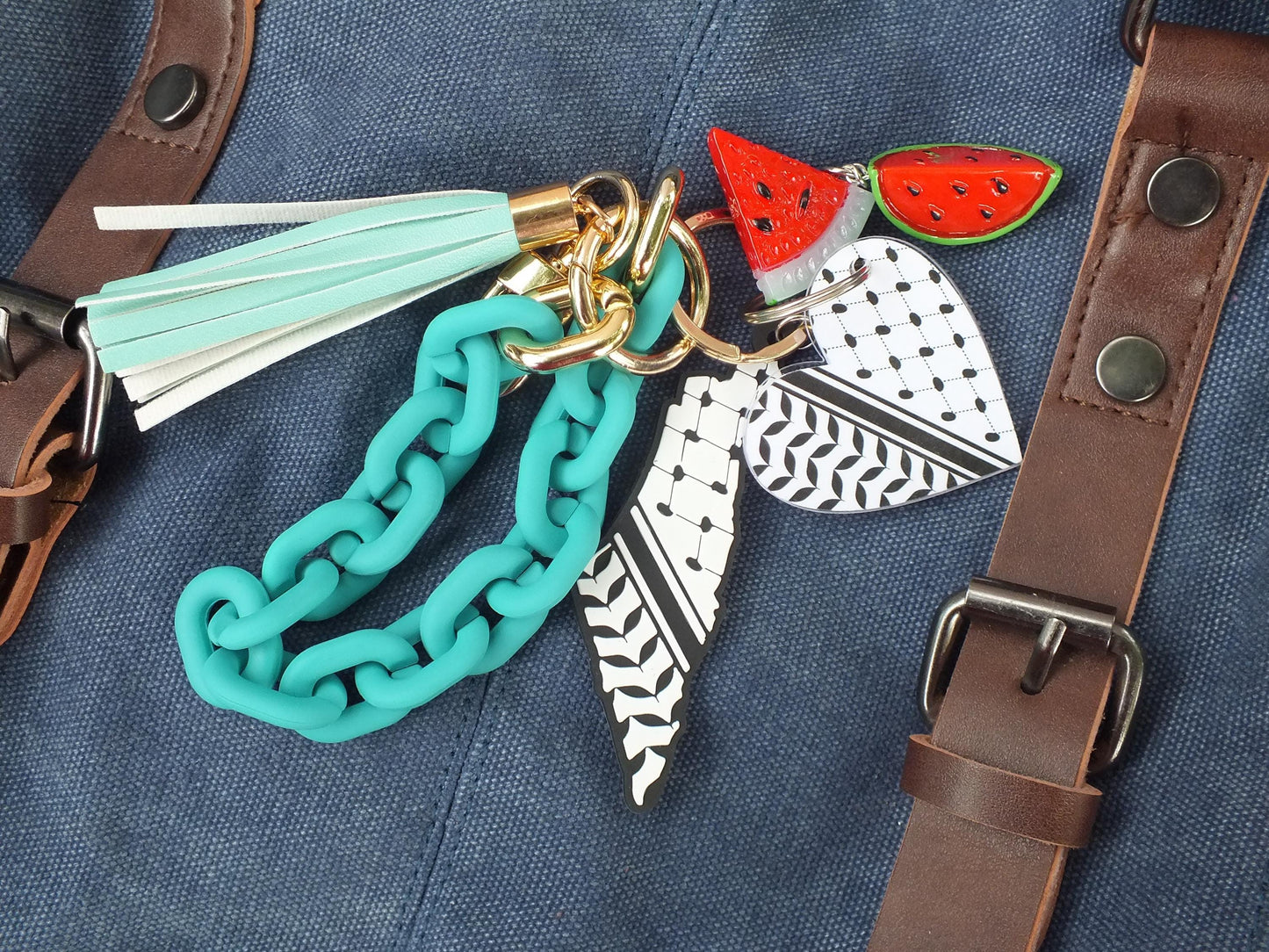 Free Palestine Keychain – Keffiyeh Heart with Watermelon Charm – Resistance Art Accessory - Cultural Activist Gift in Solidarity with Gaza