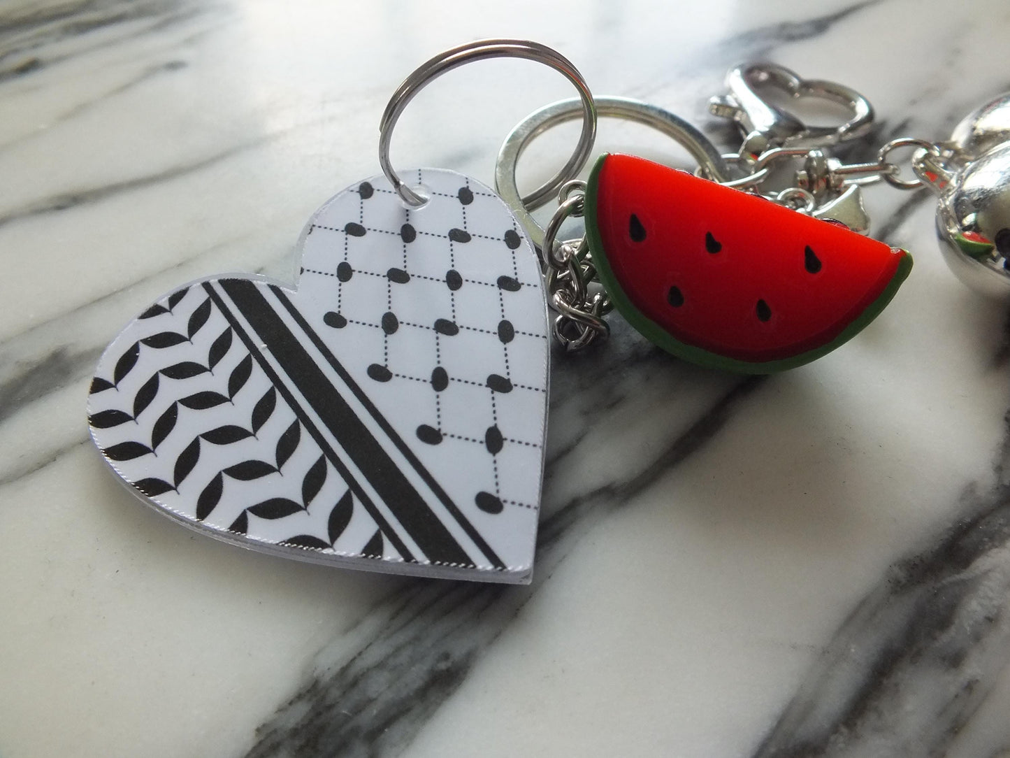 Chrome Love Heart Keychain for Pro Palestinian Activist - Keffiyeh Pattern + Watermelon Enamel Charm – Gift for Supporters and Activists