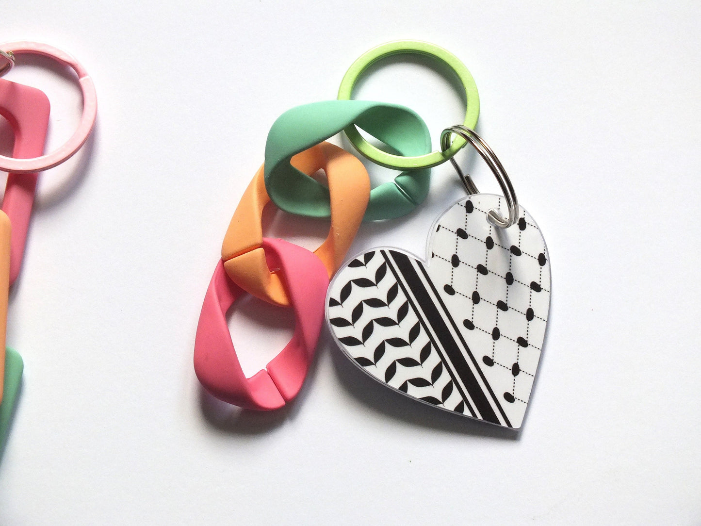 Palestine Keyring with Keffiyeh Pattern - Free Palestine Gift for Pro Palestinian Activists with Watermelon Charms - Proceeds to Gaza