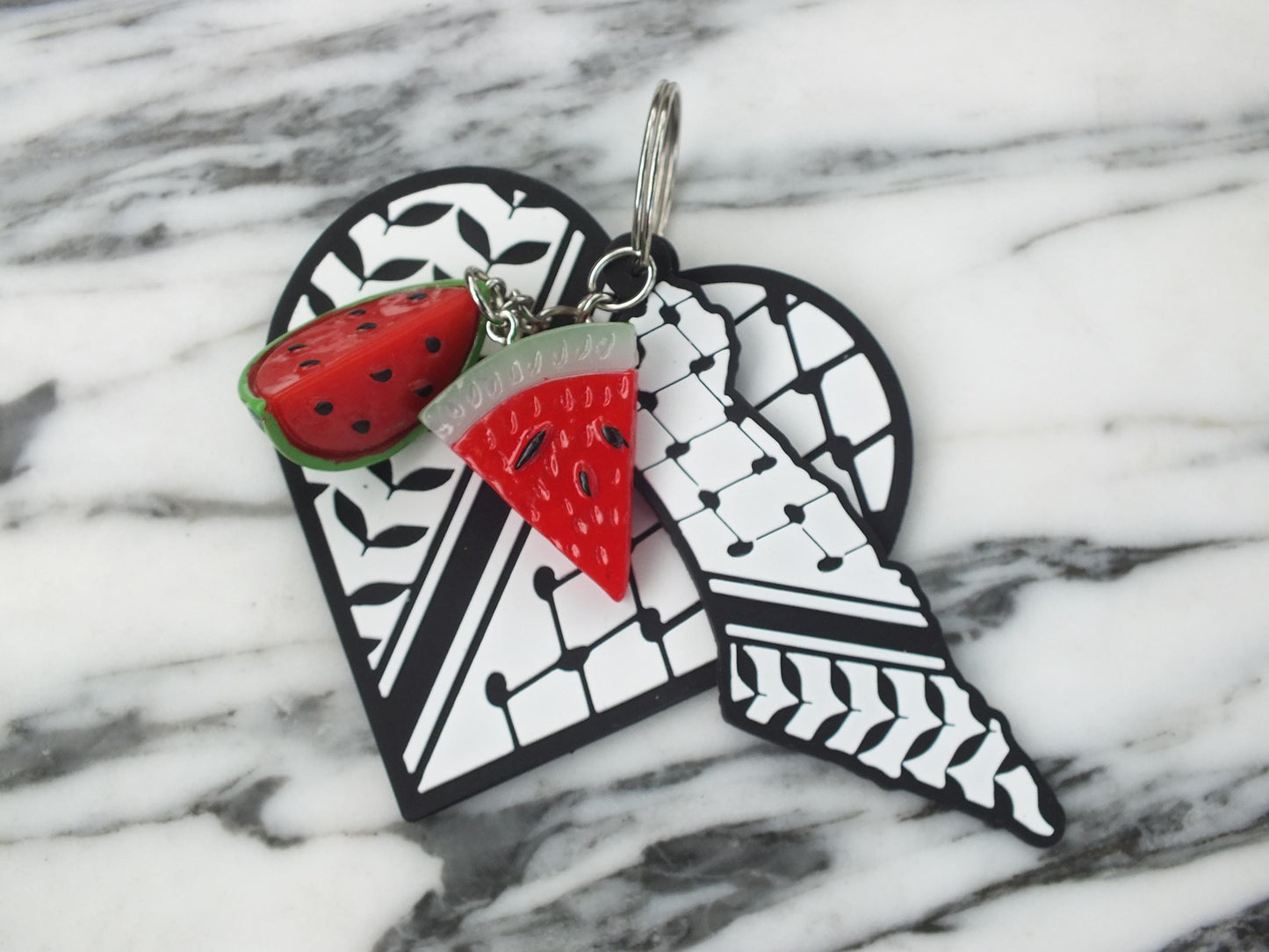 Keffiyeh Print Keyring - Heart & Watermelon Keychain – Palestine Support Gift with Keffiyeh Art - Solidarity with Gaza Gift for Activists