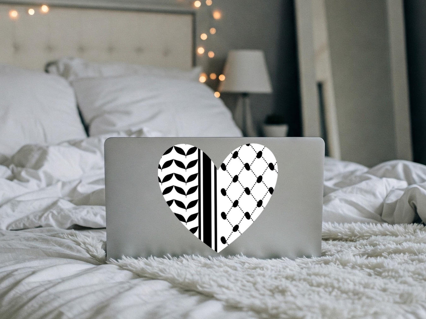 Palestine Keffiyeh Sticker – Glossy Free Palestine Decal, Pro-Palestine Vinyl Sticker, Waterproof Laptop Sticker, Political Activism Gift