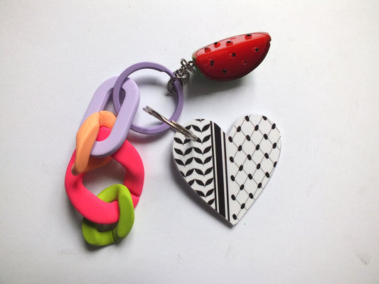 Palestine Keyring with Keffiyeh Pattern - Free Palestine Gift for Pro Palestinian Activists with Watermelon Charms - Proceeds to Gaza