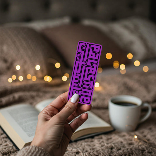 Minimalist Keffiyeh Bookmark – Cultural Symbol of Palestine – Glossy and Laminated Handmade Reading Accessory - Solidarity Gift for Readers