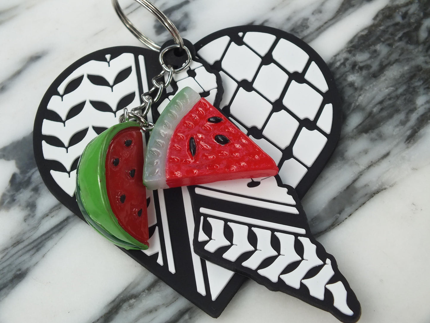 Keffiyeh Print Keyring - Heart & Watermelon Keychain – Palestine Support Gift with Keffiyeh Art - Solidarity with Gaza Gift for Activists