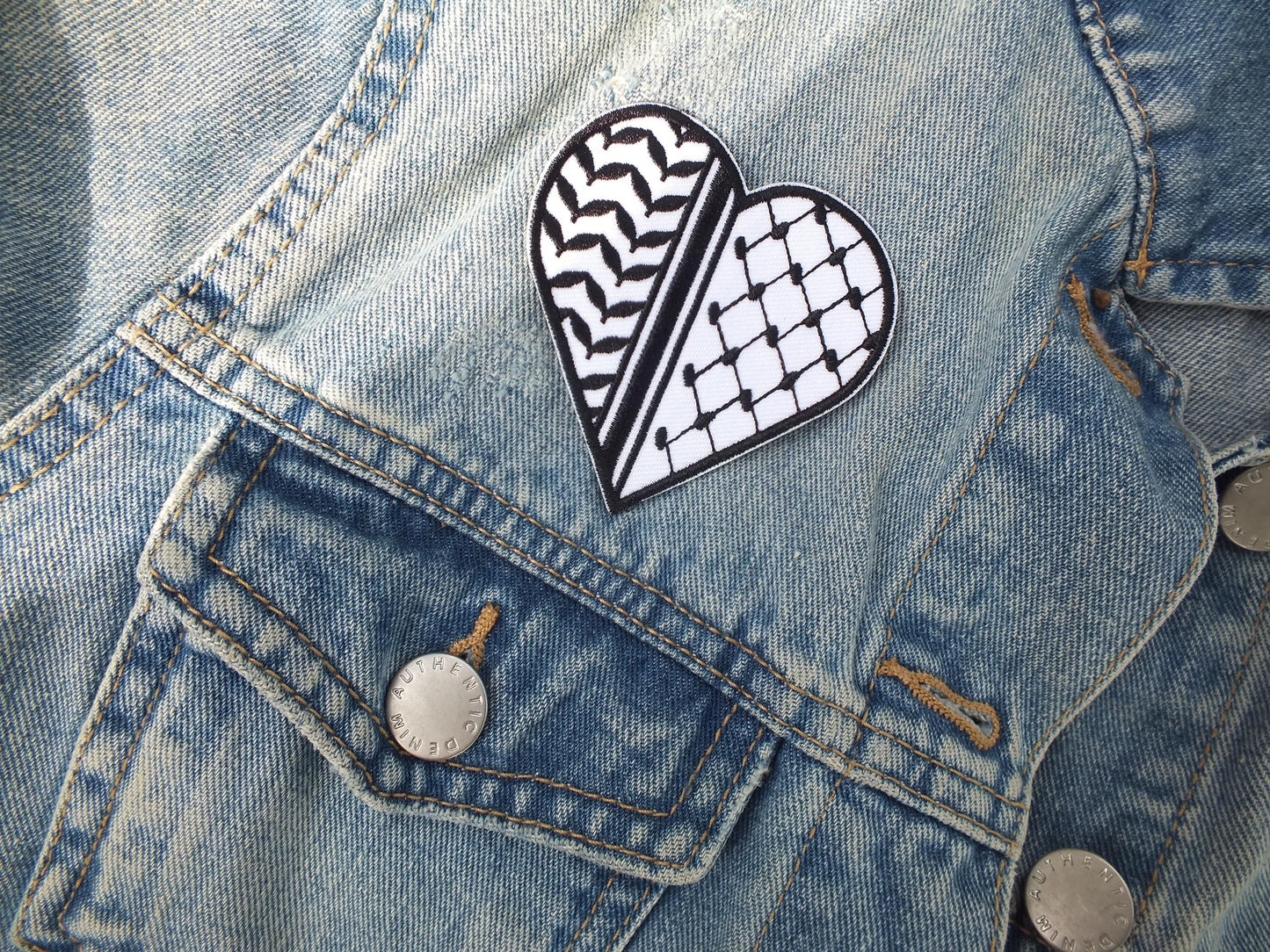 Iron-On Patch – Keffiyeh Pattern Supporting Palestine – Handmade Embroidery Statement Accessory - Pro Palestine Gift - Peace Dove Patch