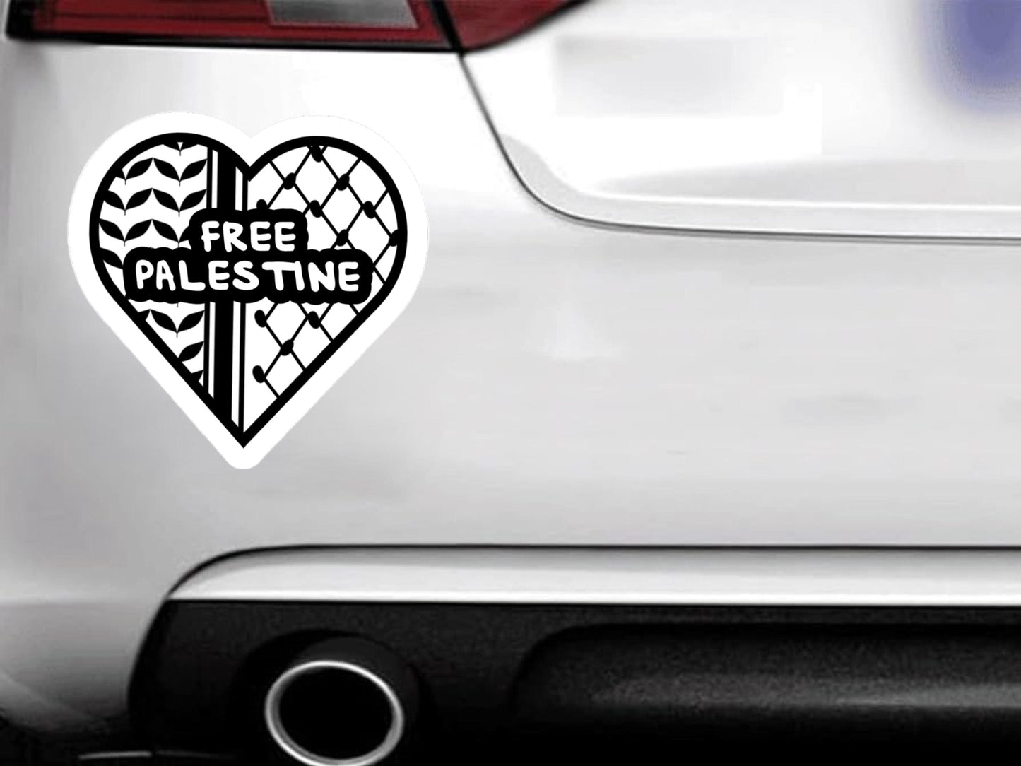 Pro Palestine Kuffiya Heart Vinyl Sticker – Waterproof Vinyl Decal or Splashproof Sticker - Perfect for Laptop, Water Bottle, Car Bumpers