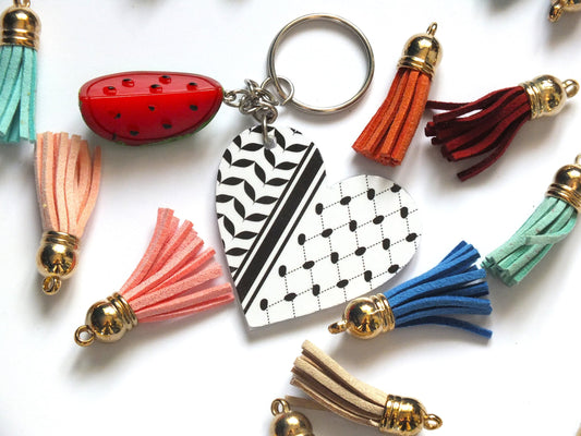 Free Palestine Keychain – Keffiyeh Heart with Watermelon Charm – Resistance Art Accessory in Solidarity with Gaza - Proceeds to Charity