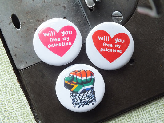 Palestine Support Badge – Keffiyeh & Heart Flag Pin – Great for Pro Palestinian Activist, Gifts - Protest Pride Accessory for Denim Jacket