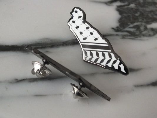 Palestine Map Enamel Pin – Glossy Keffiyeh Pattern Metal Pin - Protest Art Pin for Activists Supporters in Solidarity with Gaza