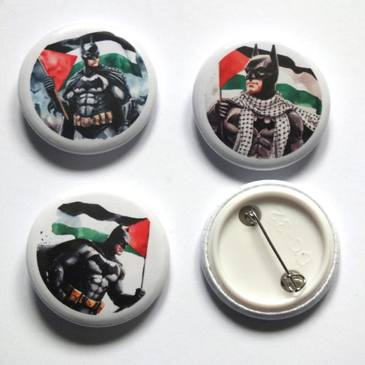 Palestine Support Badge – Keffiyeh & Heart Flag Pin – Vinyl Metal Button for Backpack, Jacket - Protest and Pride Design for Gaza