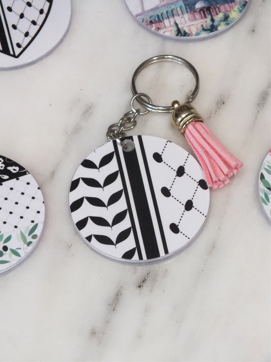 Palestine Flag Keyring - Solidarity Keychain – Keffiyeh Heart and Watermelon Charms – Pro Palestine Symbol, Gift for Pro Palestinians