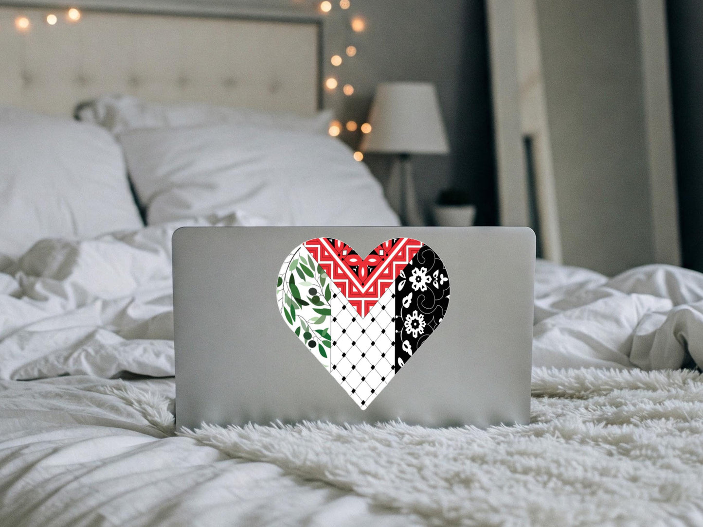 Keffiyeh Palestine Sticker – Black and White Vinyl Decal for Laptop, Car Bumper, Car Windscreen, Water Bottle – Free Palestine Symbol