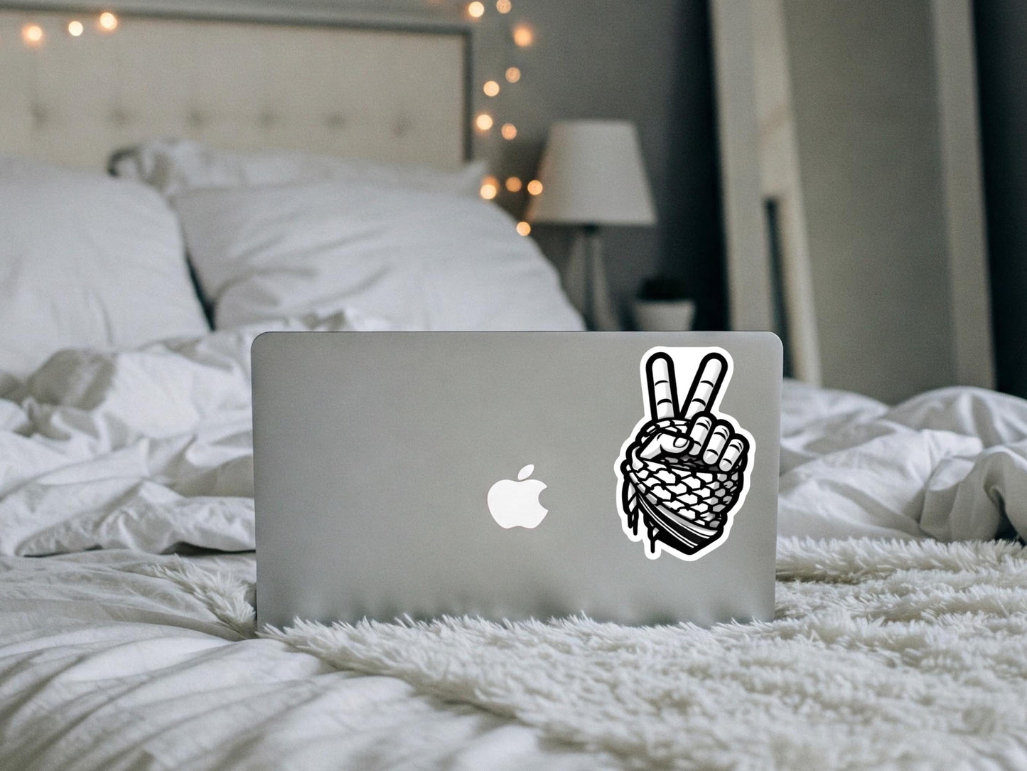 Minimalist Keffiyeh Sticker – Waterproof Solidarity Decal for Car, Laptop, Water Bottle – Palestine Protest Symbol - Profits to Gaza Charity