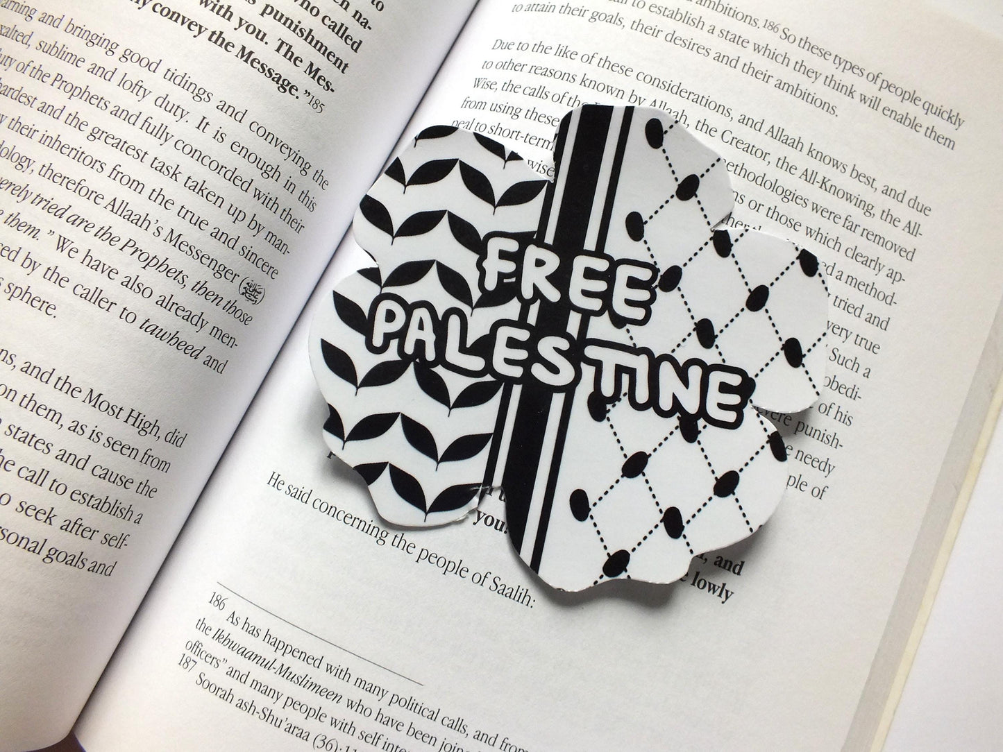 Palestine Keffiyeh Bumper Decal - Gaza Resistance Pattern for Laptop, Car Bumper, Journal – Waterproof Political Protest Art