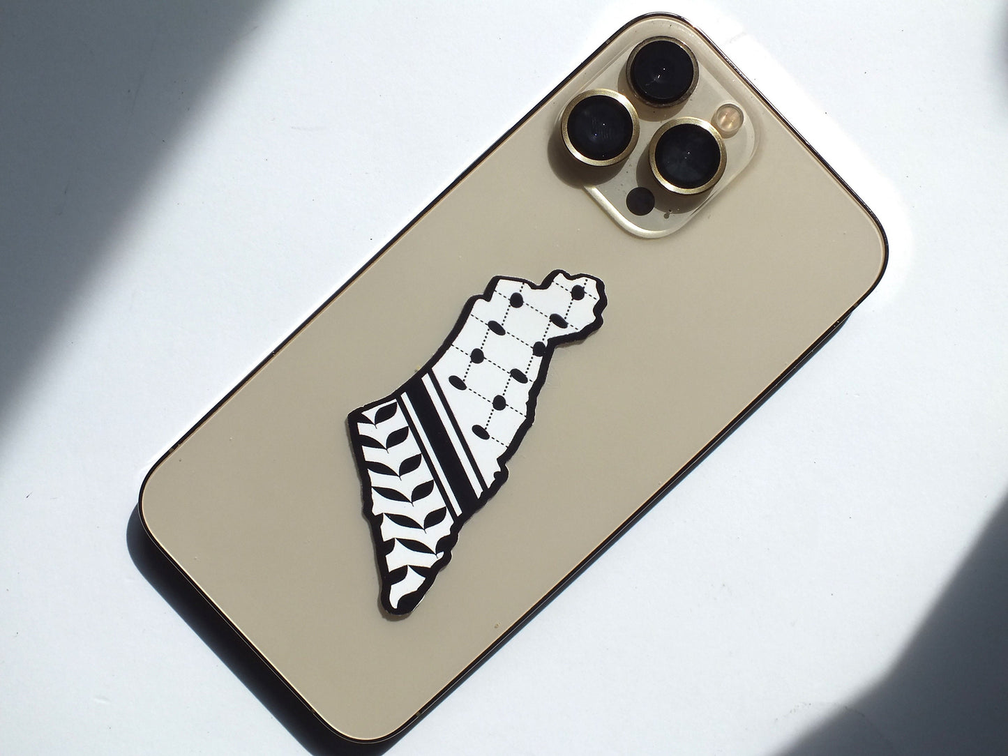 Keffiyeh Pattern Sticker – Free Palestine Vinyl Decal for iPhone, Laptop, Journal, Notebook, Car Windscreen – Palestine Embroidery Pattern