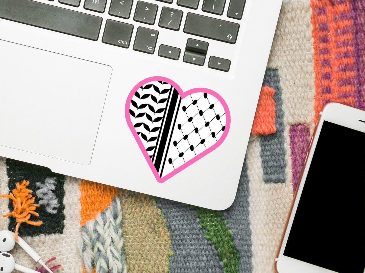 Stylized Keffiyeh Sticker – Minimalist Palestinian Vinyl Decal for Bumper, Window, iPad – Pro Palestine Solidarity Art with Profits to Gaza