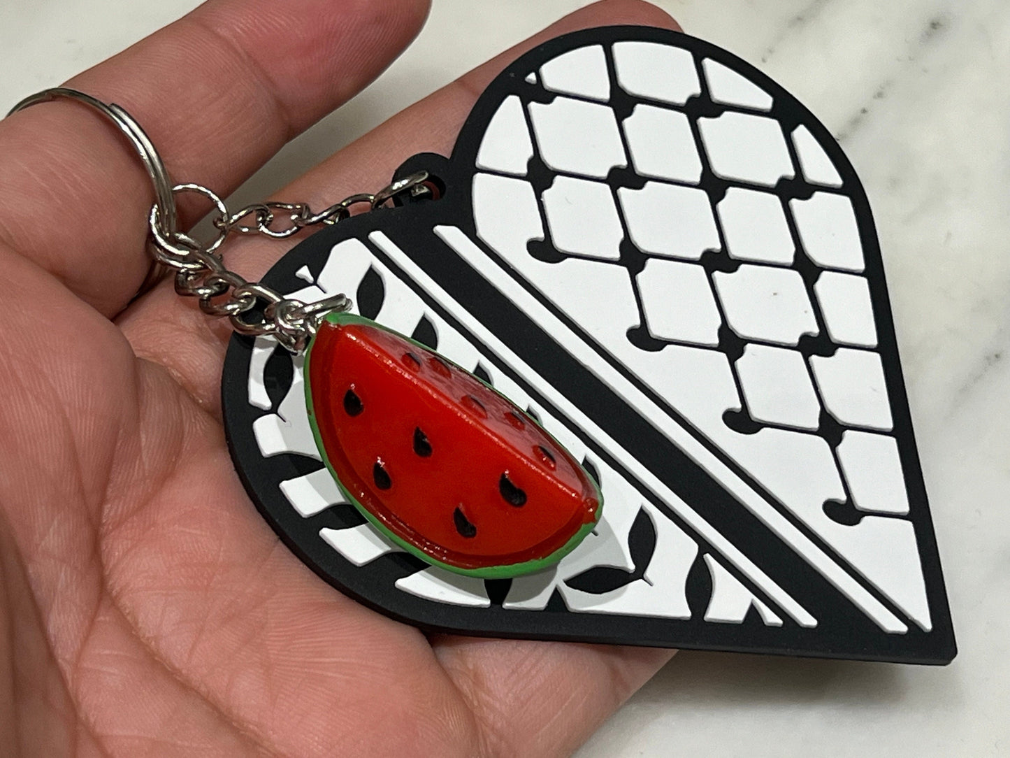 Palestine Keyring - Solidarity with Gaza Keychain – Keffiyeh Heart and Watermelon Charm – Palestine Symbol Gift - Palestinian Heritage Print