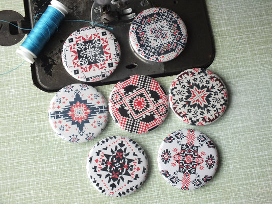 Palestine Badge – Keffiyeh & Tatreez Design – Resistance Art Pin for Jacket, Backpack, or Gifting - Activist Pin for Solidarity and Support