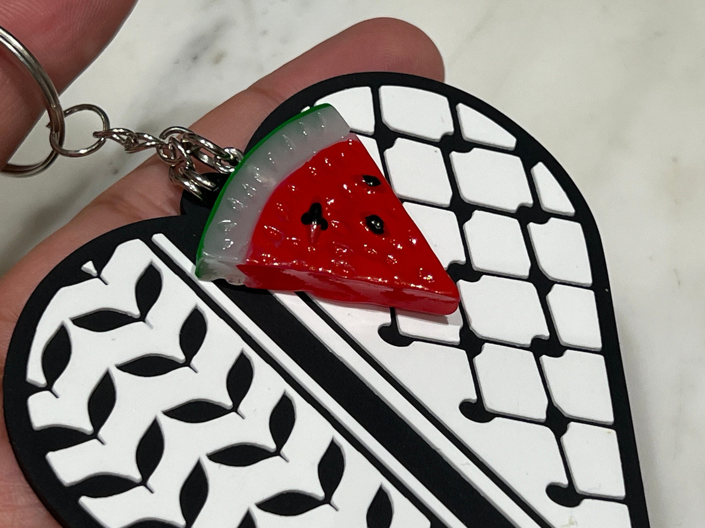 Palestine Keyring - Solidarity with Gaza Keychain – Keffiyeh Heart and Watermelon Charm – Palestine Symbol Gift - Palestinian Heritage Print