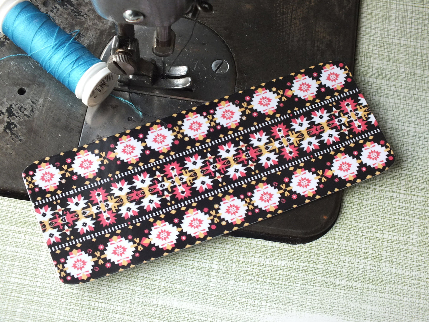 Palestinian Heritage Bookmarks for Book Lover - Palestine Embroidery with Tatreez Print – Book Accessory for Conscious Readers
