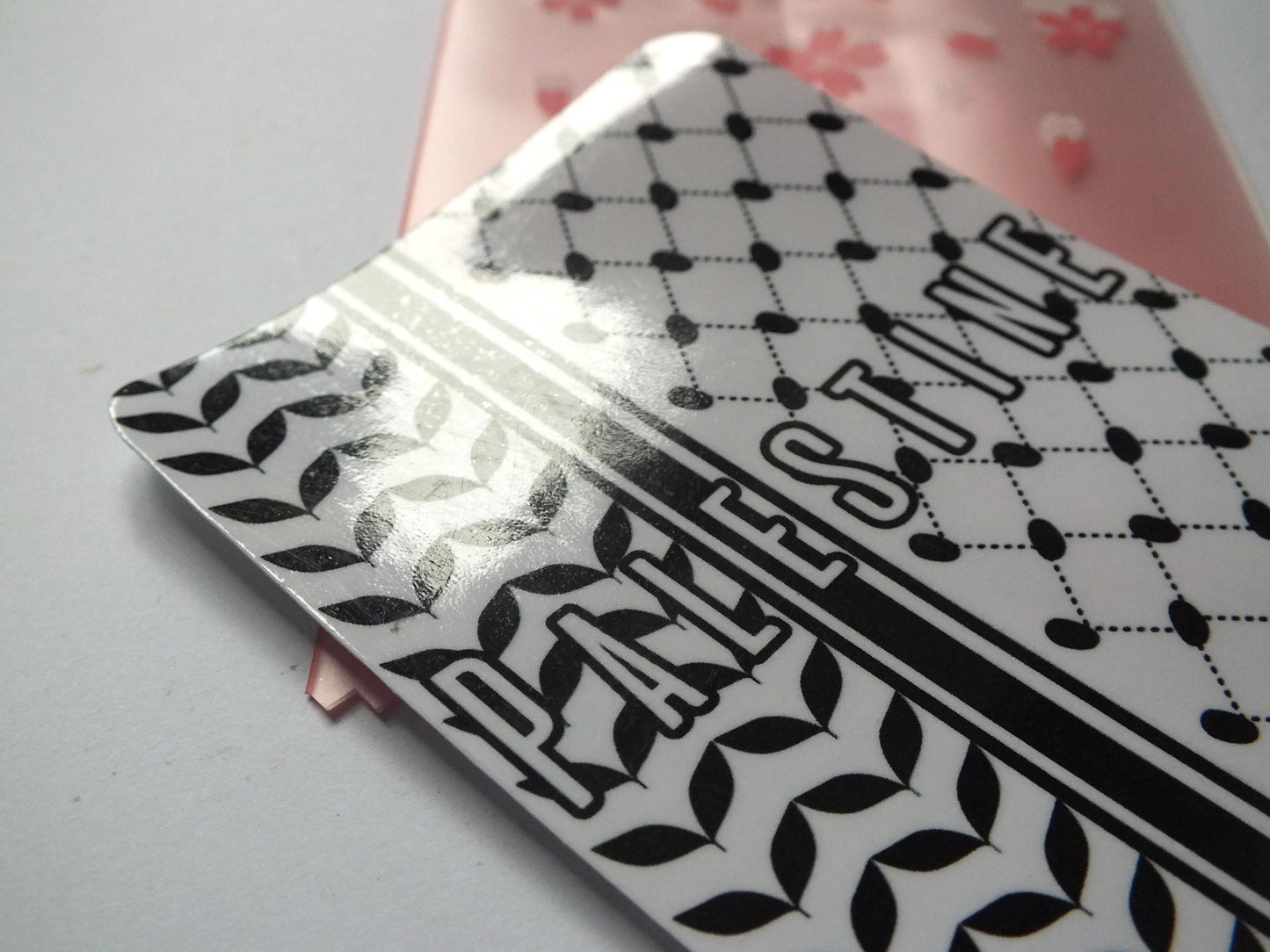 Symbolic Keffiyeh Solidarity Sticker – Glossy Free Palestine Art for Car, Laptop, Water Bottle – Durable Vinyl Decal with Proceeds to Gaza