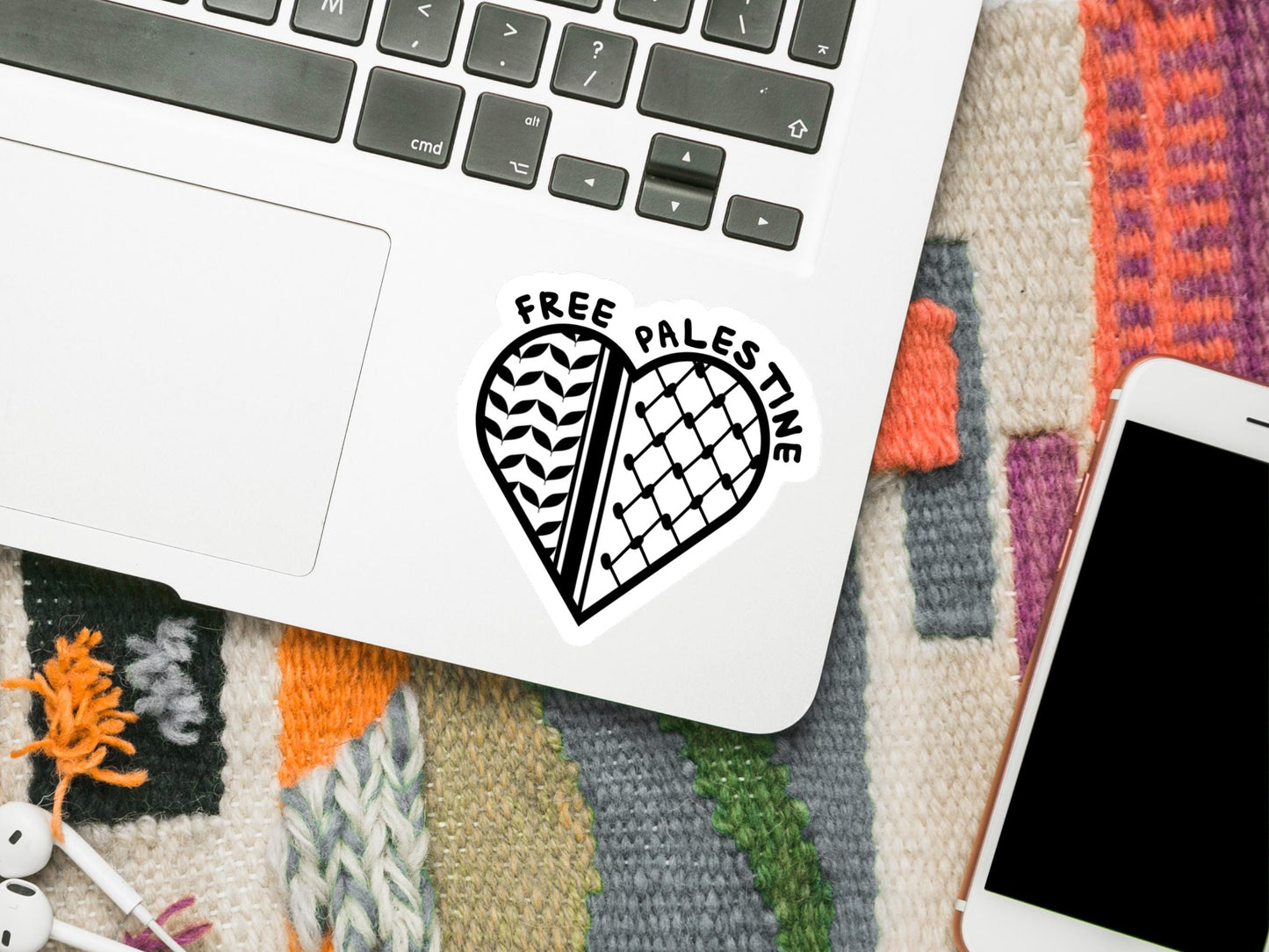 Free Palestine Keffiyeh Pattern Vinyl Decal - Waterproof and Splashproof Options - Perfect for Laptop, Water Bottle, Car Window and Bumper
