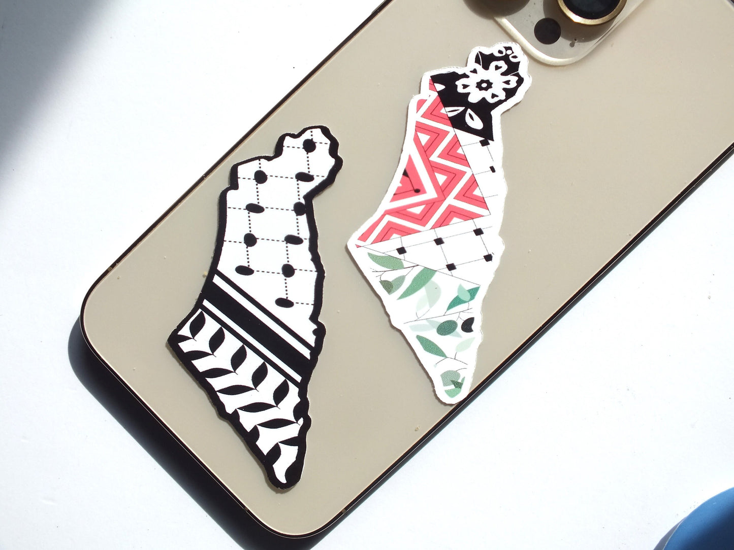 Keffiyeh Pattern Sticker – Free Palestine Vinyl Decal for iPhone, Laptop, Journal, Notebook, Car Windscreen – Palestine Embroidery Pattern