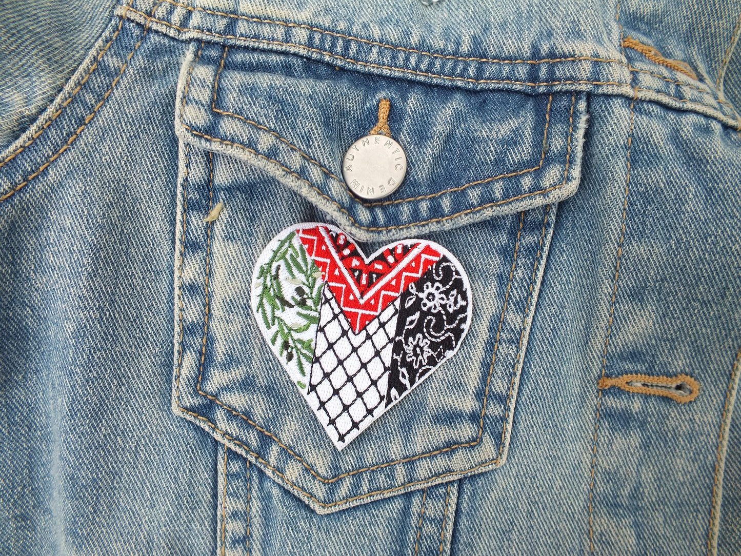 Peace Dove Kuffiyah Patch - Pro Palestine Embroidered Badge – Iron-On or Hook & Loop Option - Handmade Embroidery Statement Accessory
