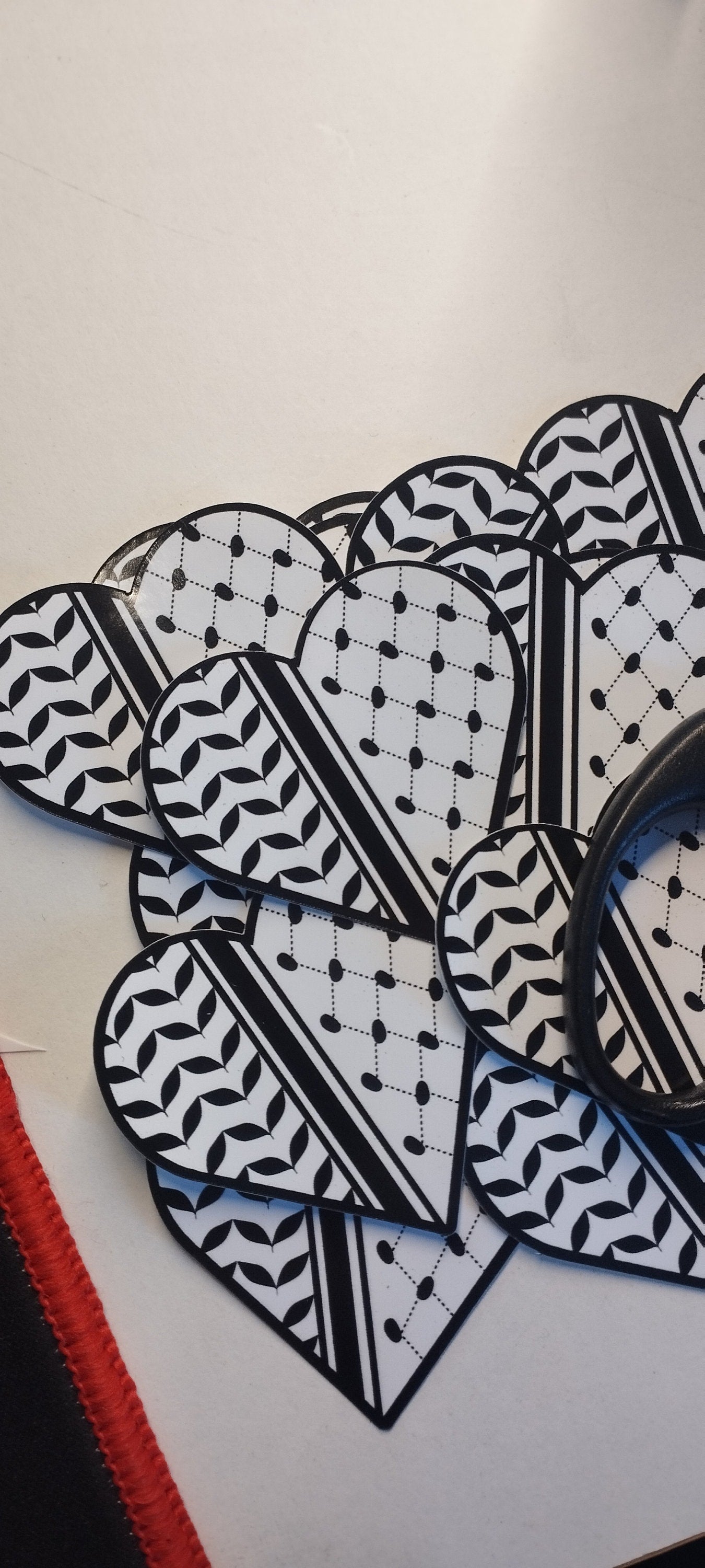 Pro Palestine Keffiyeh Sticker - Solidarity Decal for Car Window, Laptop, Water Bottle – Palestinian Embroidery Pattern Heritage Decal